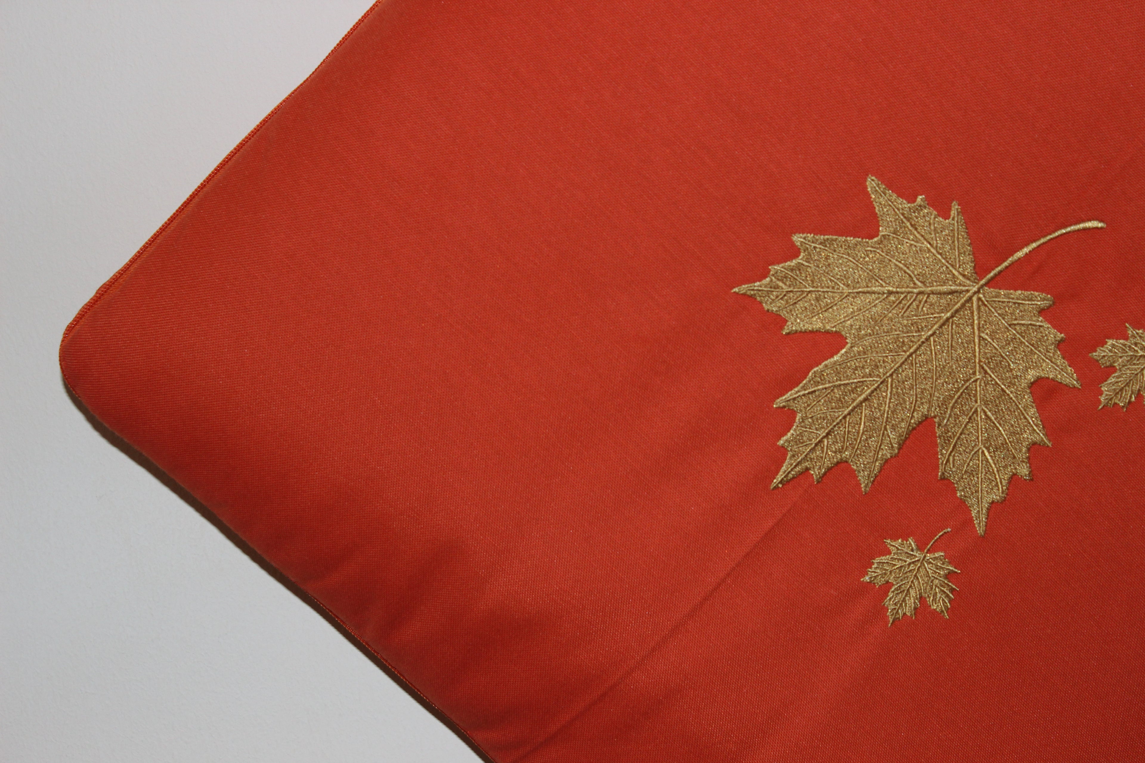 2 in 1 Convertible Travel Cushion